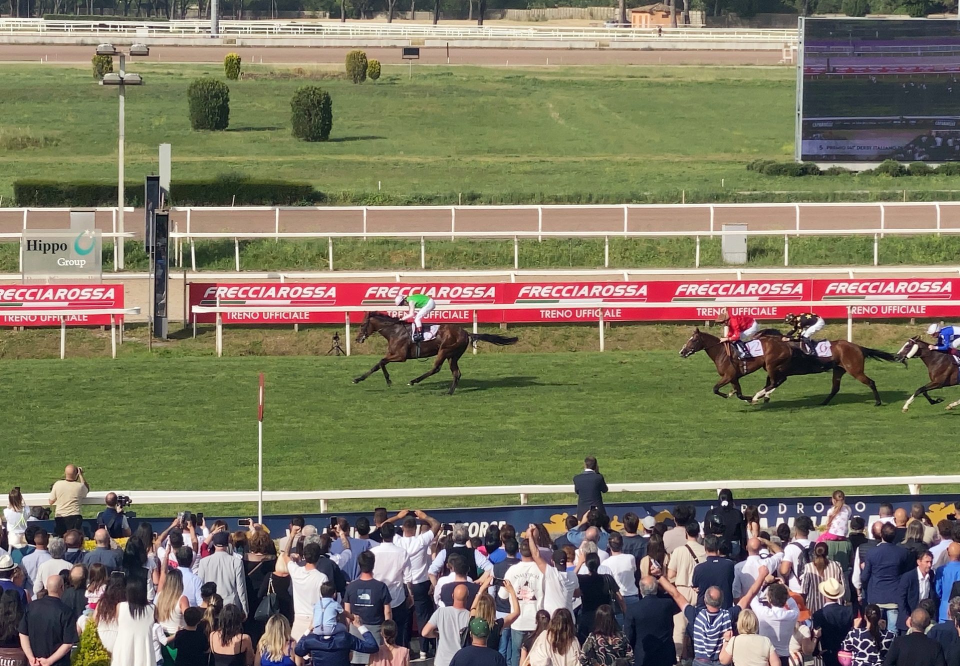 Borna (Saxon Warrior) wins the Gr.2 Italian Derby