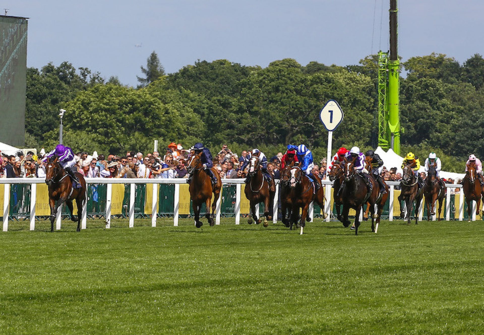 Kew Gardens (Galileo) winning the G2 Queen's Vase at Royal Ascot