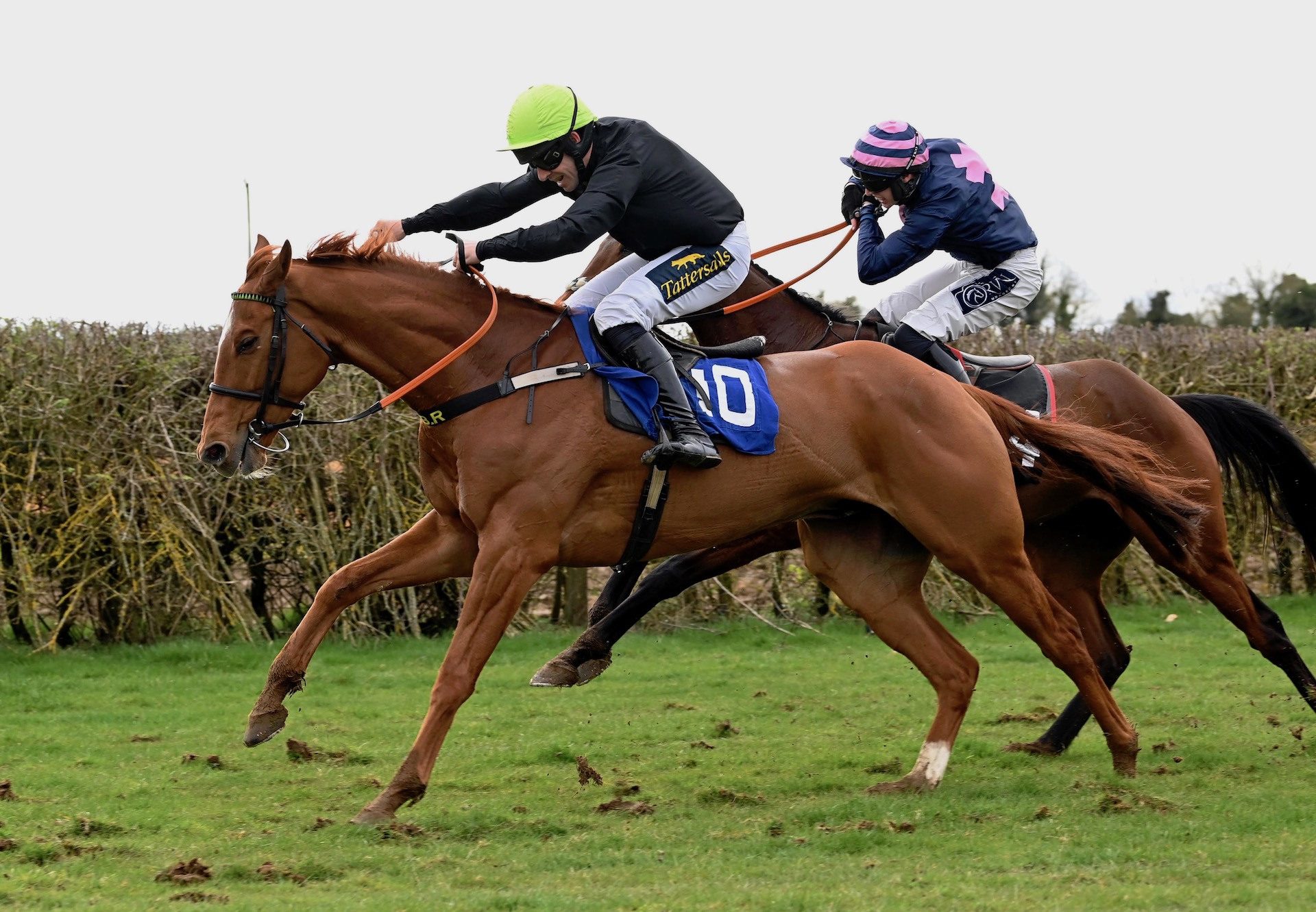 Caher Roes Den (Soldier Of Fortune) Wins The 5YO Maiden At Castletown Geoghan