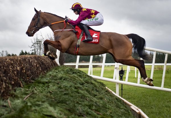 Monalee (Milan) On His Way To Winning The Grade 2 Red Mills Chase