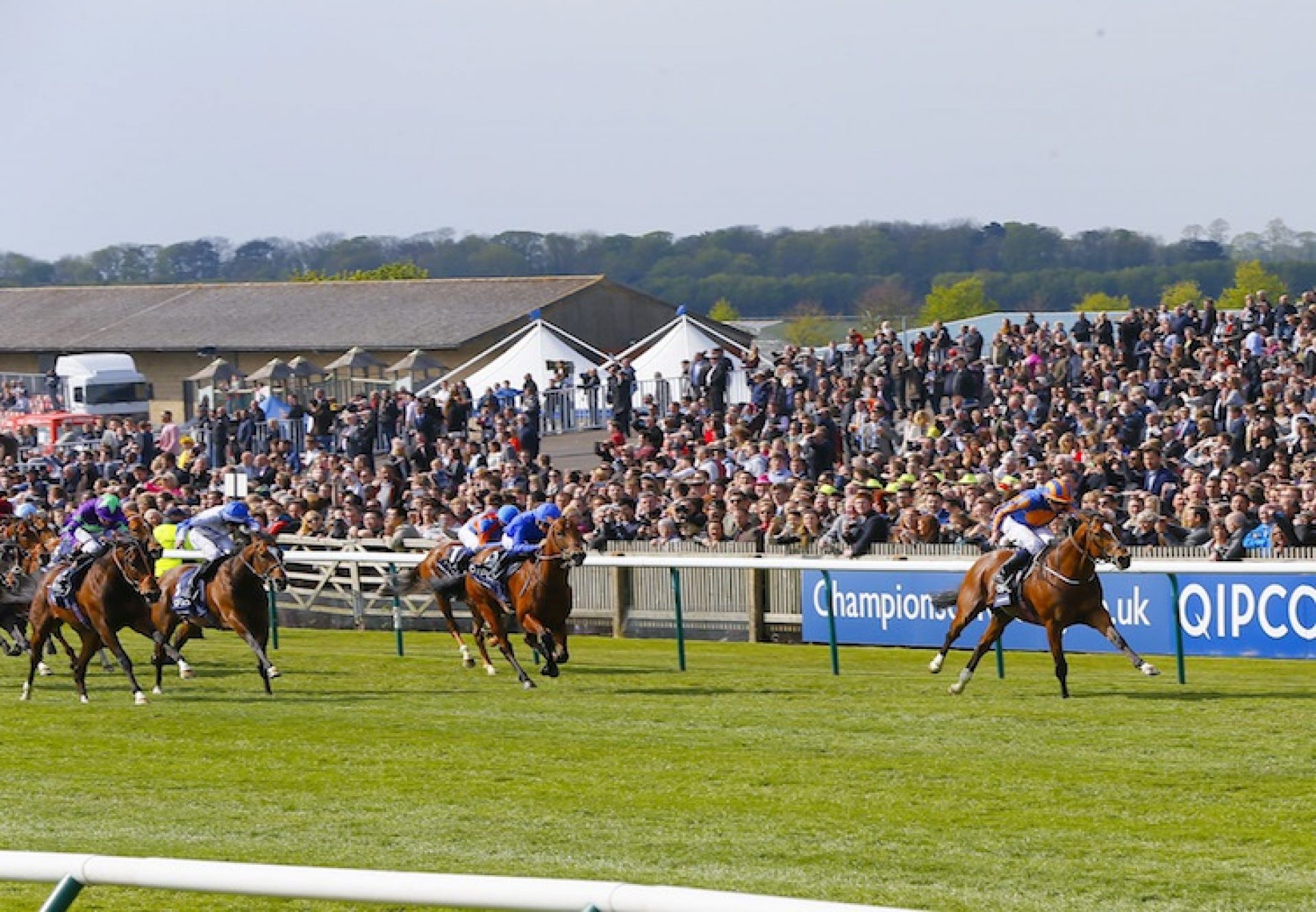 Gleneagles (Galileo) winning the G1 2000 Guineas at Newmarket