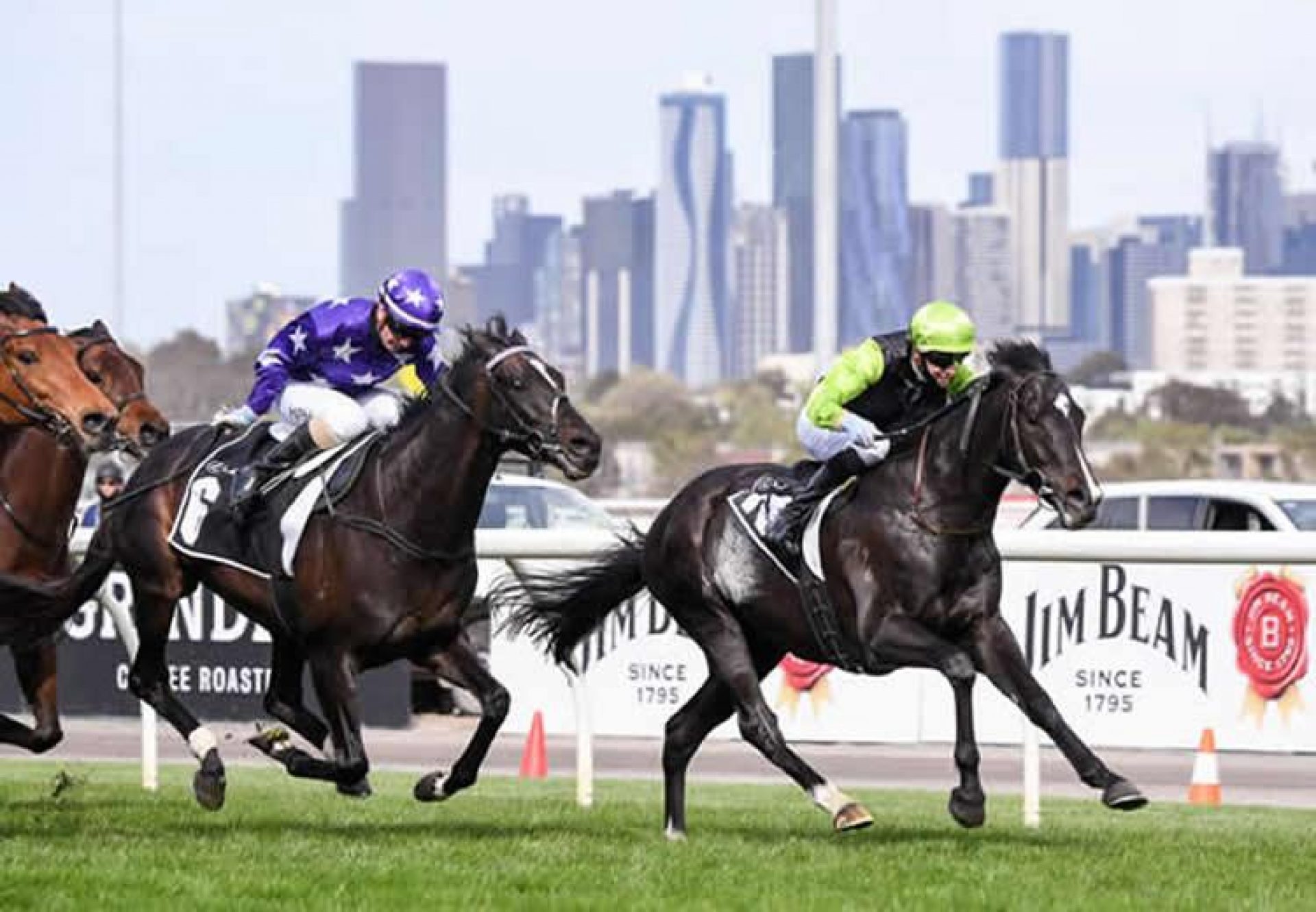 Persan (Pierro) wins the Gr.3 Bart Cummings at Flemington