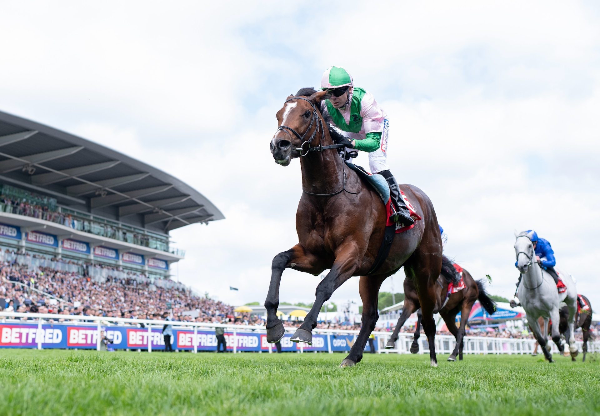 Royal Scotsman (Gleneagles) Wins The Group 3 Diomed Stakes