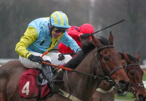 Yesyes (Camelot) Makes A Winning Debut At Haydock