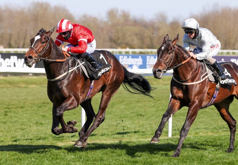 Naamoos (Wootton Bassett) Wins The Royal Mile Handicap At Musselburgh