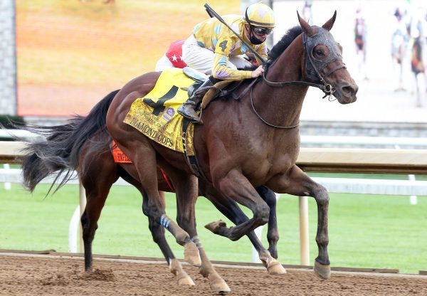 Diamond Oops (Lookin At Lucky) Wins Gr.2 Stoll Keenon Ogden Phoenix S. at Keeneland