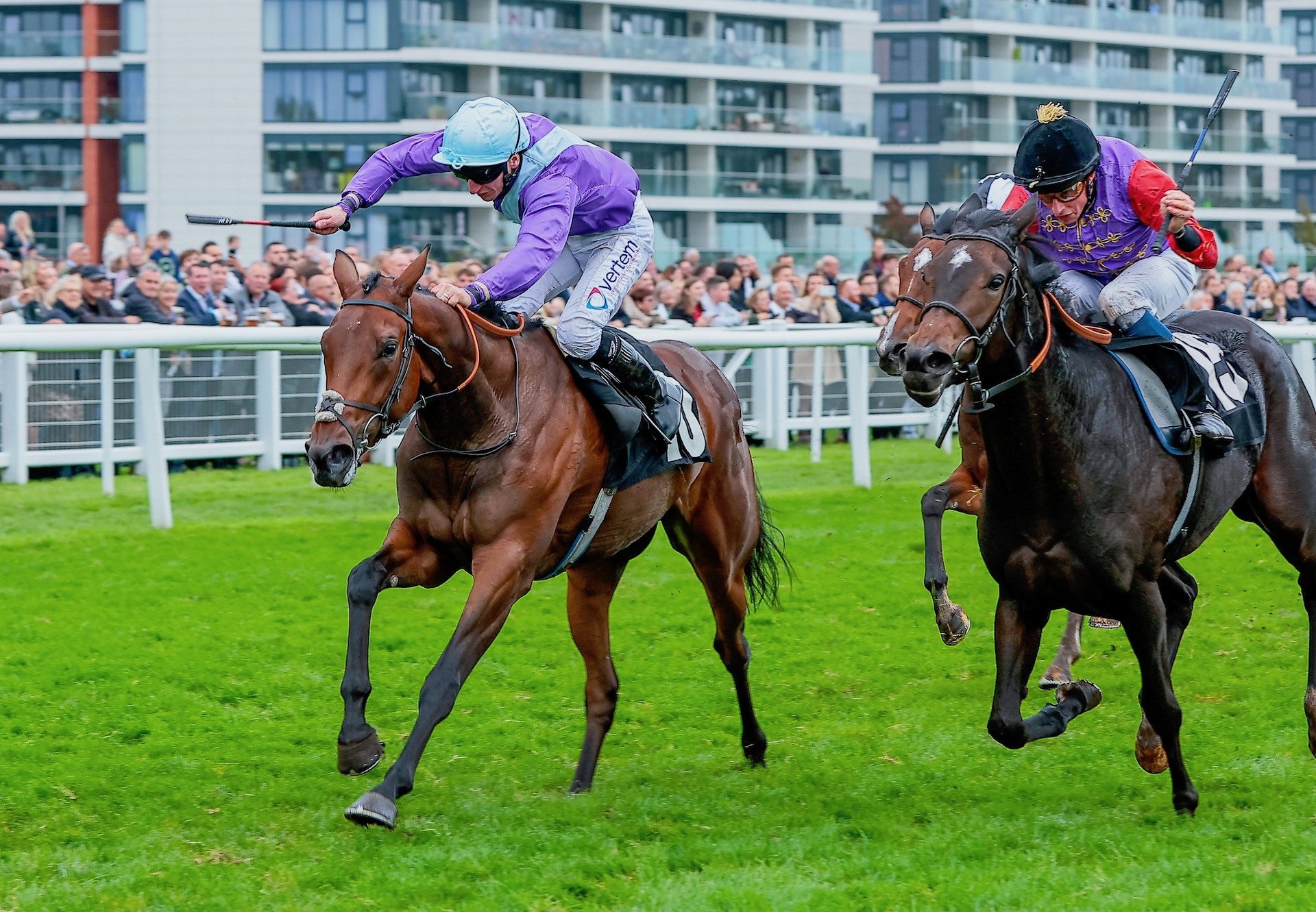 Opera Forever (No Nay Never) Gets Off The Mark At Newbury