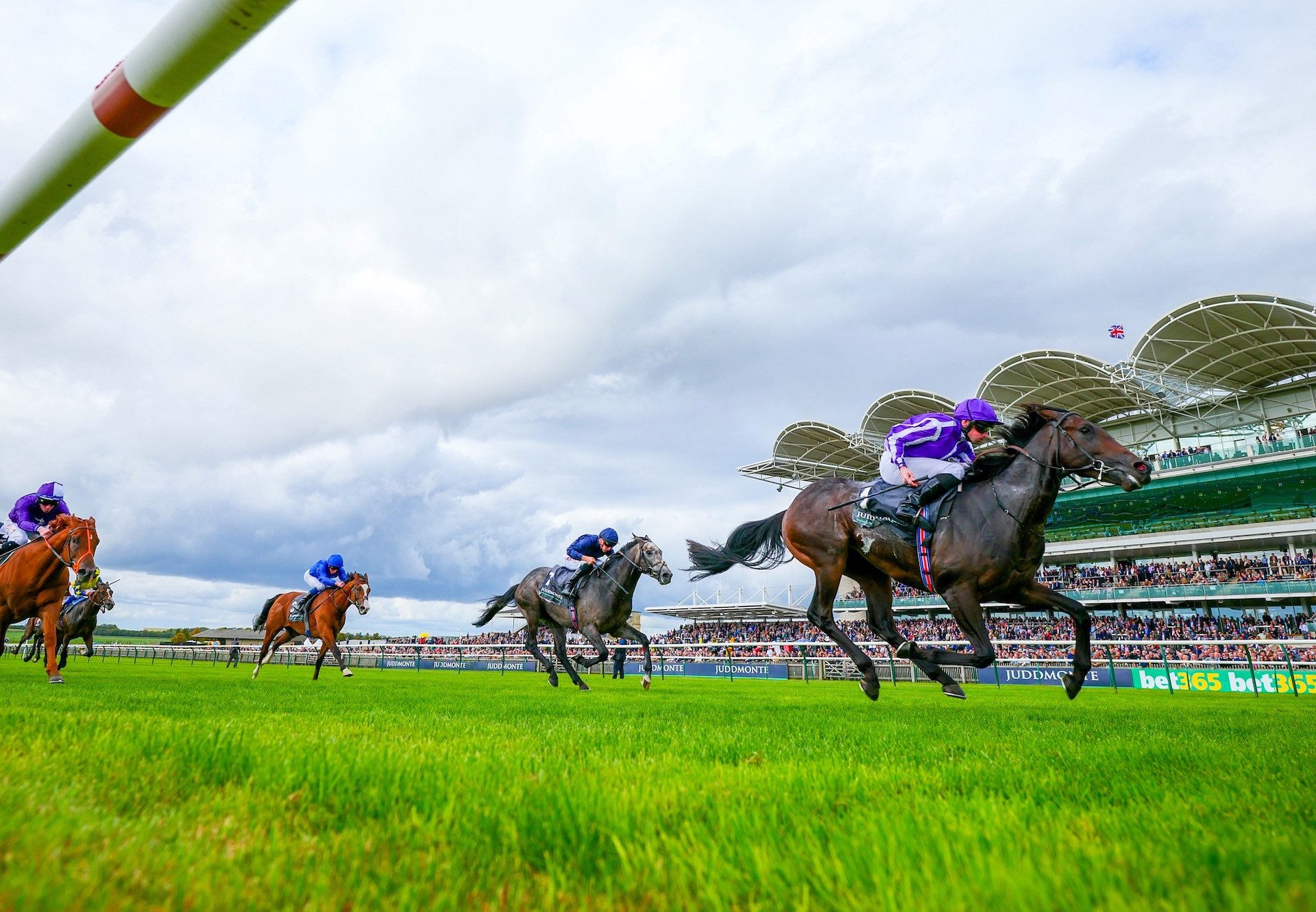 Blackbeard (No Nay Never) Wins The Group 1 Middle Park Stakes at Newmarket